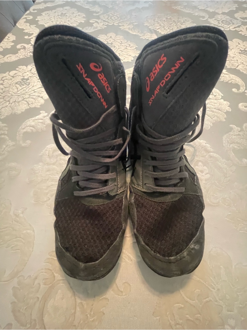 Asics Snapdown Men's Black and Red Wrestling Shoes